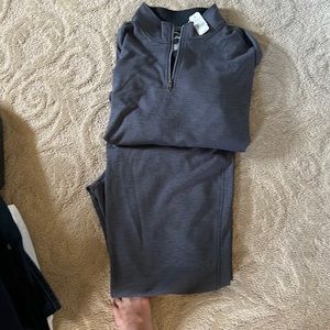 Brand new grey beautiful Tommy bahama Mens sweat suit sold together it's a set